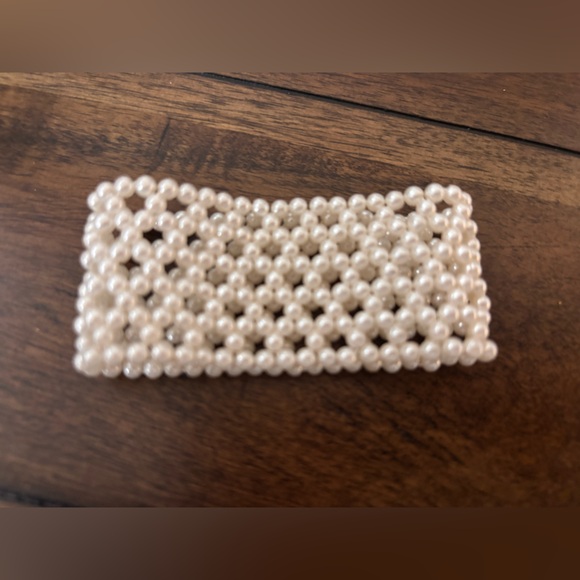 Elegant Faux Pearl Beaded Stretch Bracelet - Picture 3 of 4